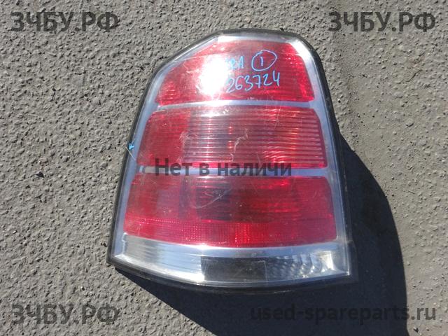 Opel Zafira B Фонарь левый