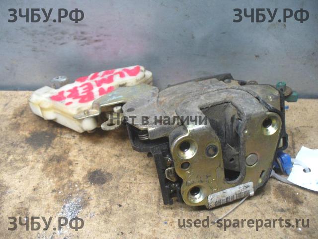 Nissan Almera 16 Замок двери передней правой