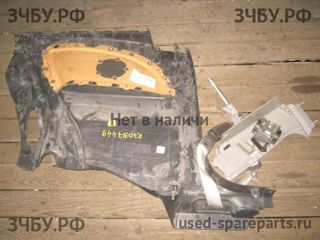 Opel Corsa D Обшивка двери задней правой