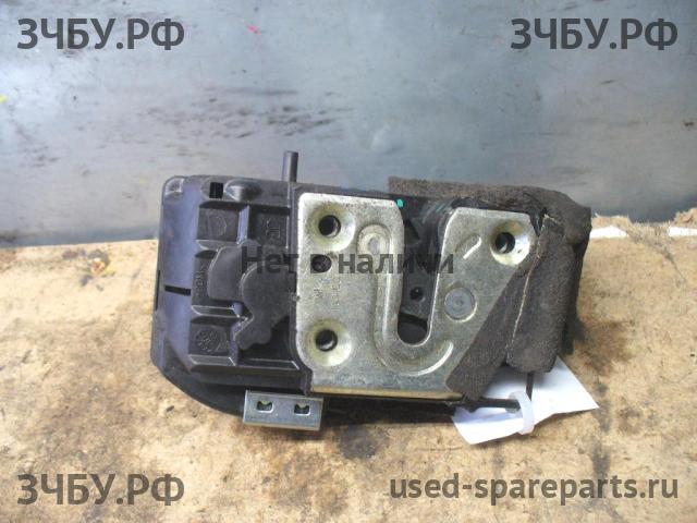 Nissan Qashqai (J10) Замок двери задней правой