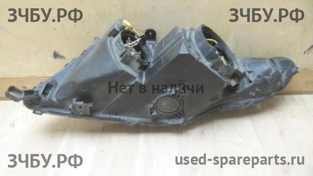 Honda Civic 8 (5D) Фара правая
