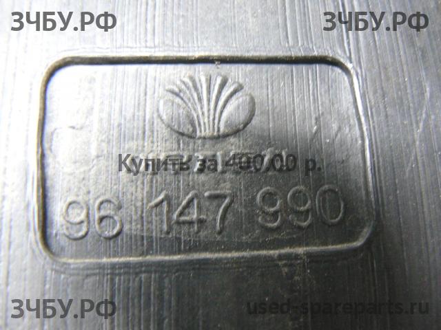 Daewoo Nexia Бачок омывателя лобового стекла