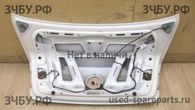 Volkswagen Passat B7 Крышка багажника