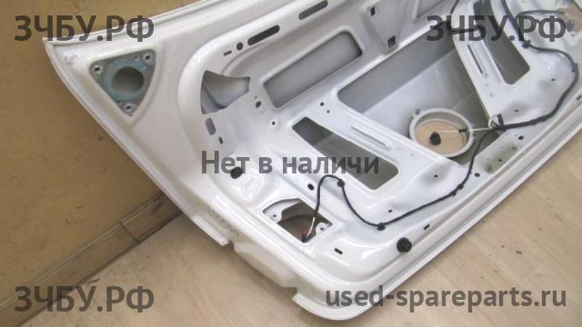 Volkswagen Passat B7 Крышка багажника