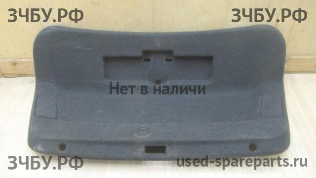 Volkswagen Passat B7 Обшивка крышки багажника