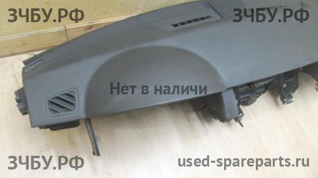 Land Rover Range Rover Sport 1 Торпедо