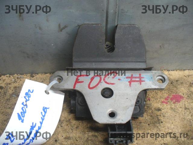 Ford Focus 2 Замок багажника