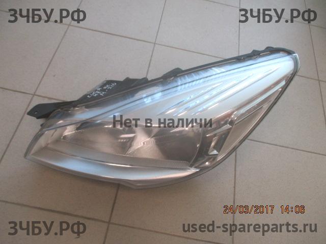 Ford Kuga 2 Фара левая