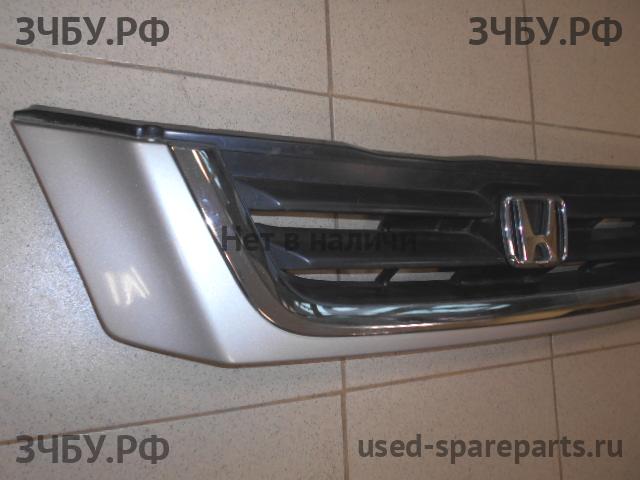 Honda CR-V 1 Решетка радиатора