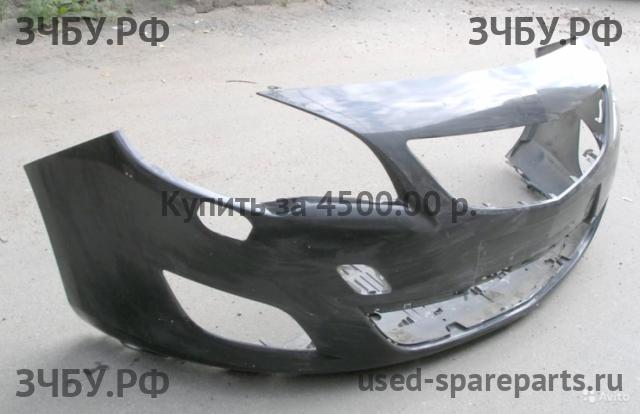 Opel Astra J Бампер передний