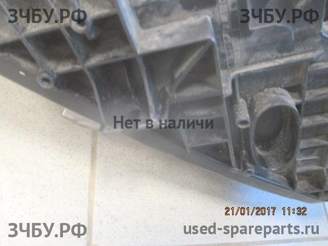 Nissan Qashqai (J10) Фара правая