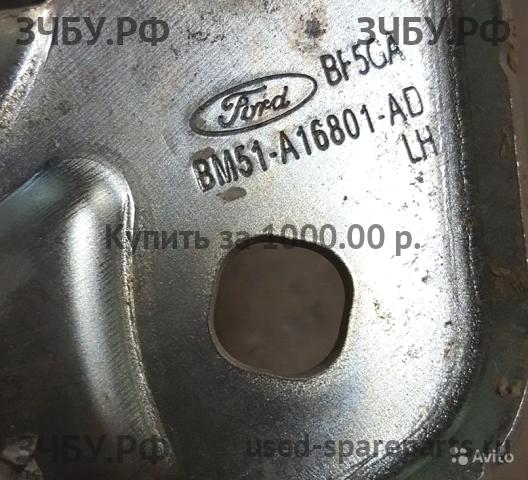 Ford Kuga 2 Петля капота