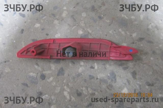 KIA Rio 3 Отражатель в бампер правый