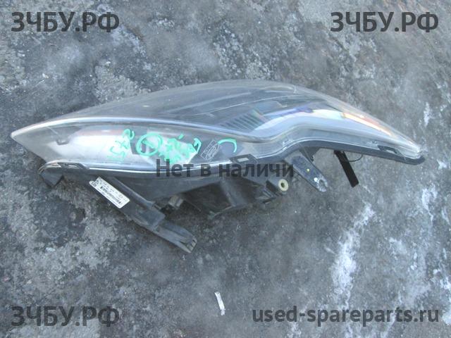 Ford Focus 2 (рестайлинг) Фара правая