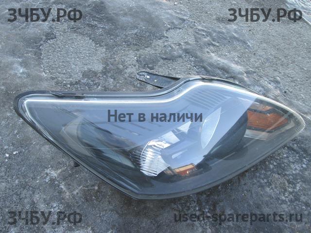 Ford Focus 2 (рестайлинг) Фара правая