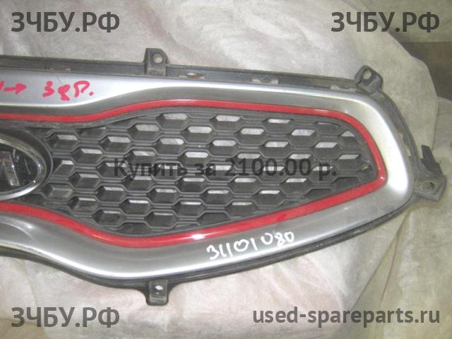 KIA Picanto 2 Решетка радиатора