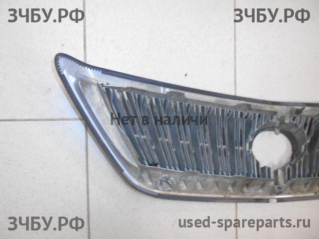 Lexus RX (2) 300/330/350/400h Решетка радиатора