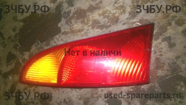 Ford Focus 1 Фонарь правый