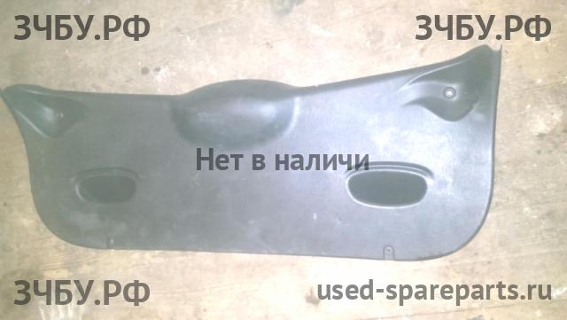 Ford Focus 1 Обшивка двери багажника