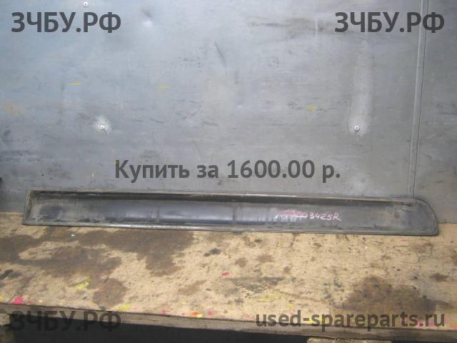 Land Rover Range Rover 3 (LM) Молдинг двери передней правой