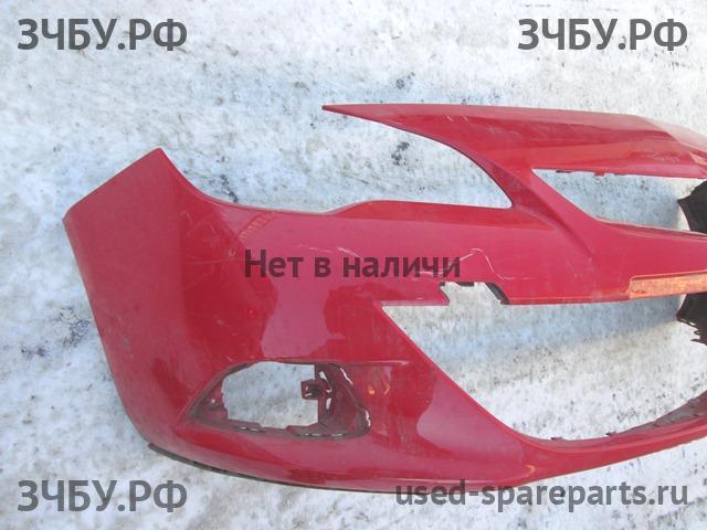 Opel Astra J Бампер передний