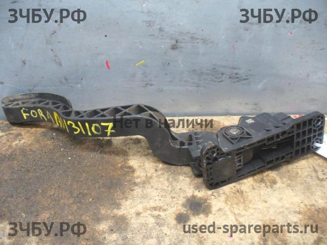 Chery Fora (A21) Педаль газа
