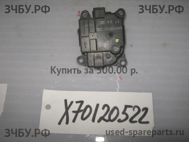 Renault Fluence Моторчик заслонки печки