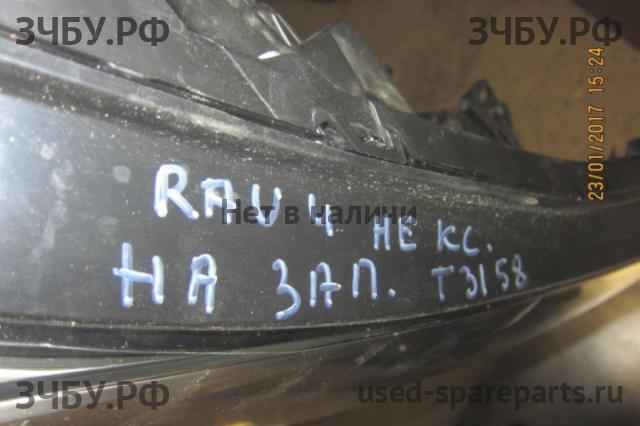 Toyota RAV 4 (4) Фара правая