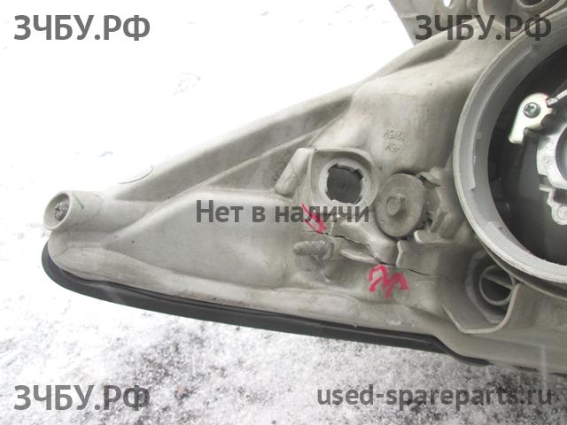 Toyota Camry 5 (V30) Фара правая