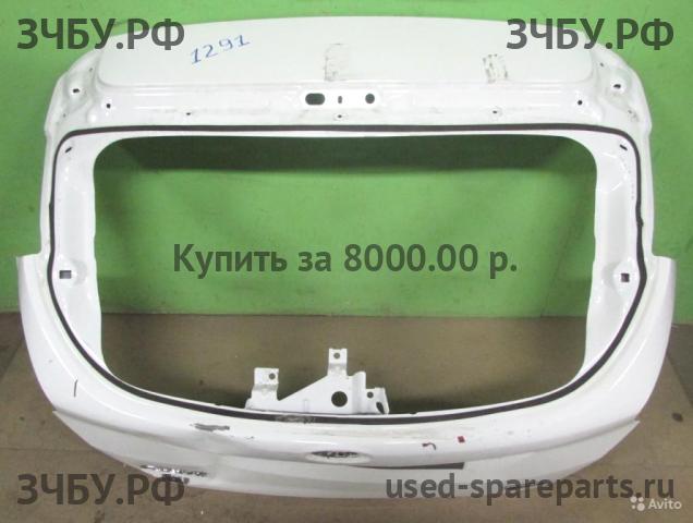 Ford Focus ST (3) Дверь багажника