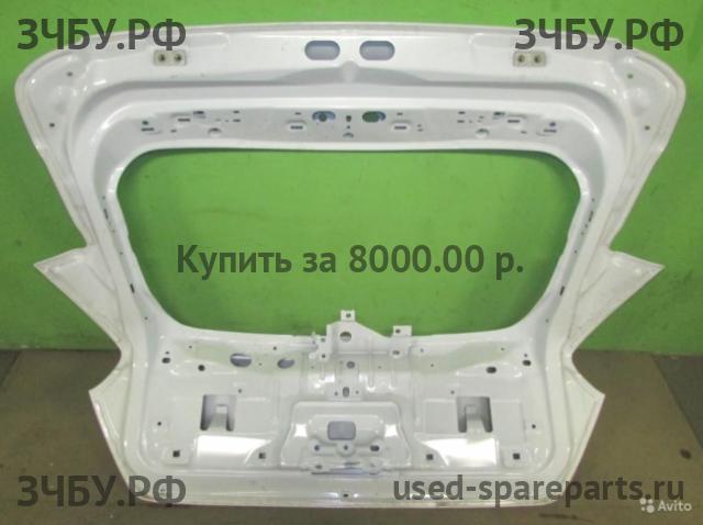 Ford Focus ST (3) Дверь багажника