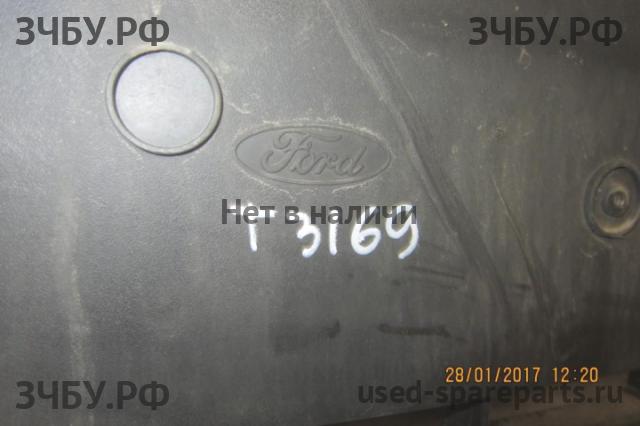 Ford Focus 2 (рестайлинг) Решетка в бампер