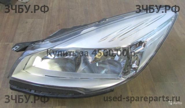 Ford Kuga 2 Фара левая