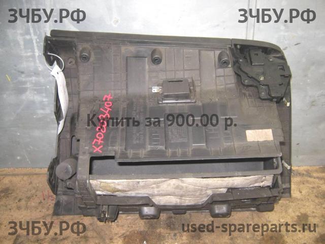 KIA Ceed 2 Бардачок