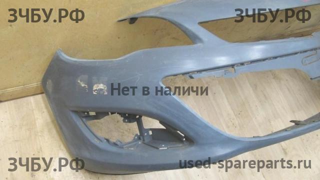 Opel Astra J Бампер передний