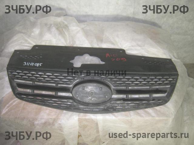 KIA Rio 2 Решетка радиатора
