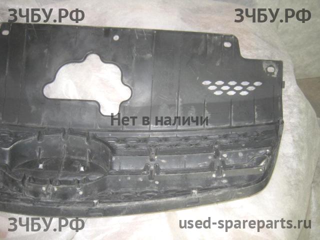 KIA Rio 2 Решетка радиатора