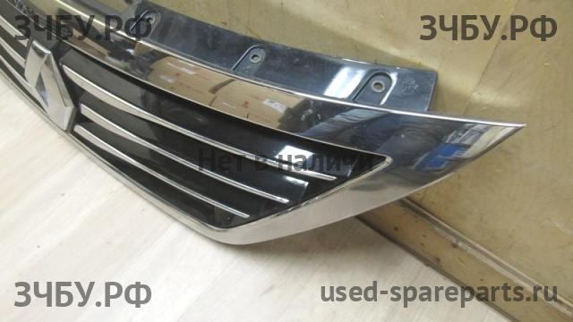 Renault Latitude Решетка радиатора