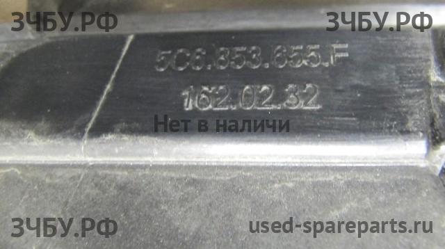 Volkswagen Jetta 6 Решетка радиатора