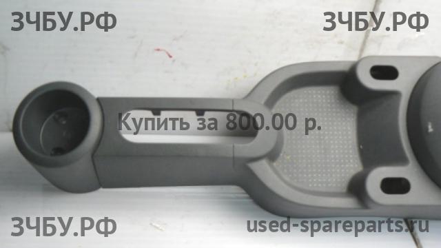 Mitsubishi Colt 6 (Z30) Консоль между сиденьями (Подлокотник)