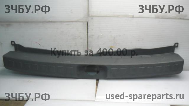 Mitsubishi Colt 6 (Z30) Обшивка багажника задней панели