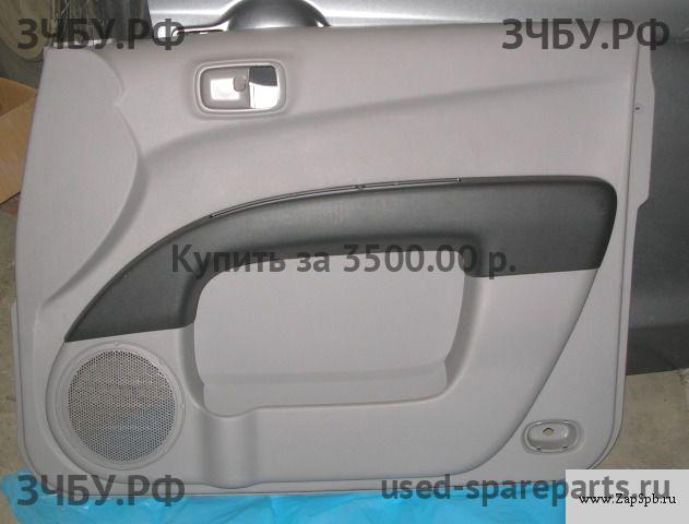 Mitsubishi L200 (4)[KB] Обшивка двери передней правой