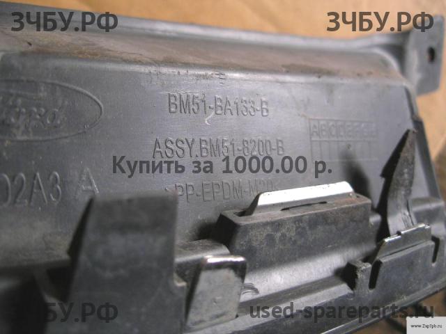 Ford Focus 3 Решетка радиатора