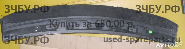 Ford Focus 2 Спойлер крышки багажника