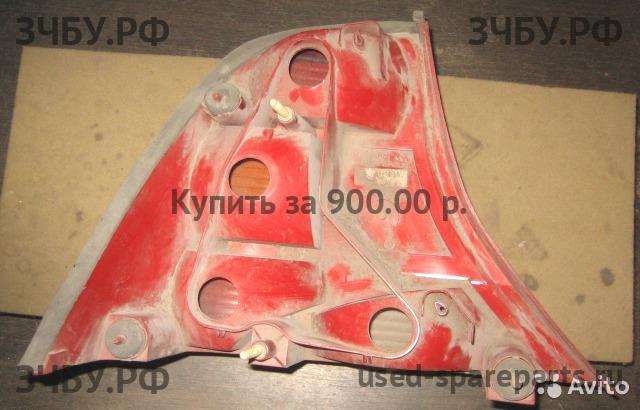 Ford Focus 1 Фонарь задний в бампер правый
