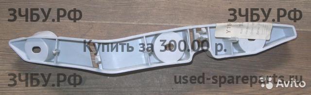 Ford Focus 2 Направляющая переднего бампера