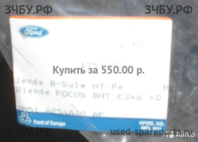 Ford Focus 3 Накладка двери задней правой