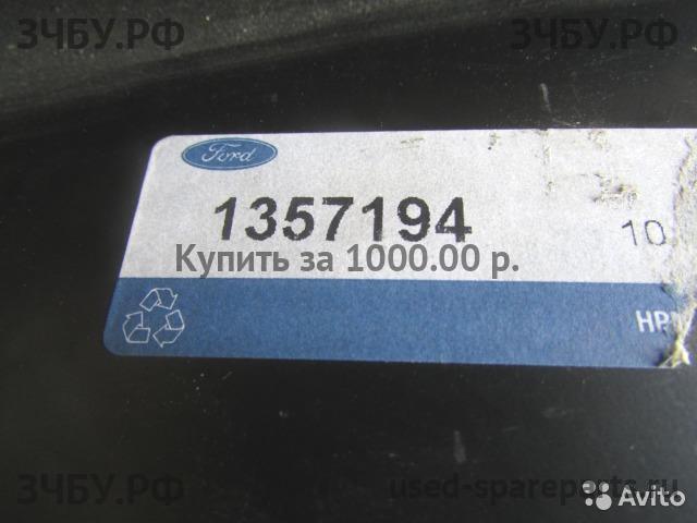 Ford Focus 2 (рестайлинг) Крыло заднее правое