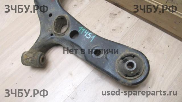 Toyota RAV 4 (3) Рычаг передний правый