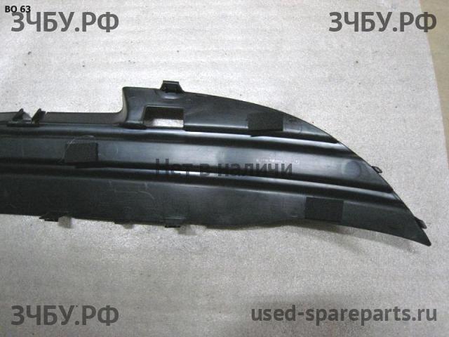 Peugeot 308 Решетка в бампер